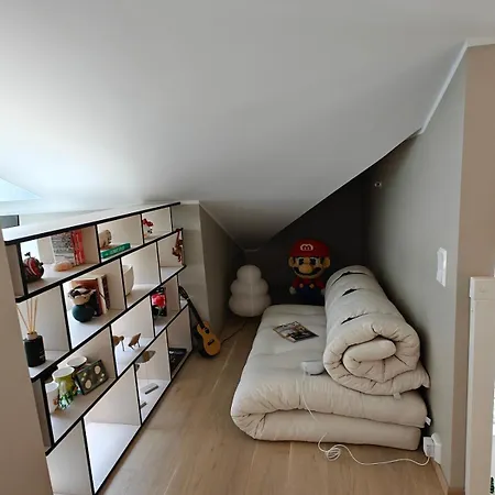 80m2 Unique, Apartment, Near Train Station&tram Apartment *